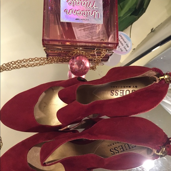 Meet your Posher, Ngozi - Picture 1 of 1